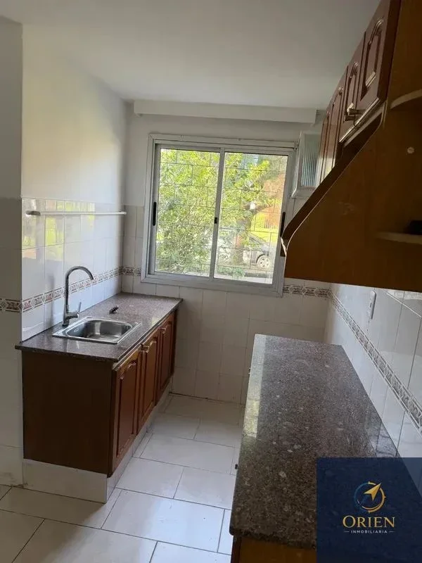 Se Alquila Apartamento de 3 Dormitorios en Punta Gorda - Imagen 2