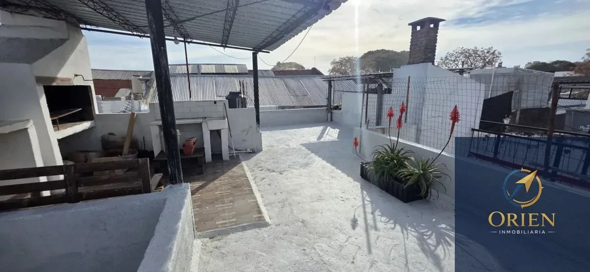 Casa 2 dormitorios en alquiler en La Comercial - Imagen 1