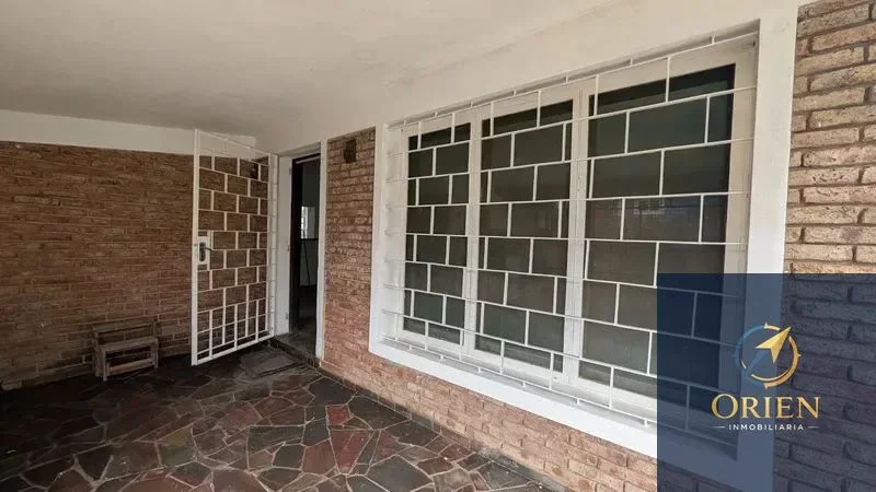 En Alquiler Casa de 3 Dormitorios c/ cochera en Shangrilá - Imagen 4