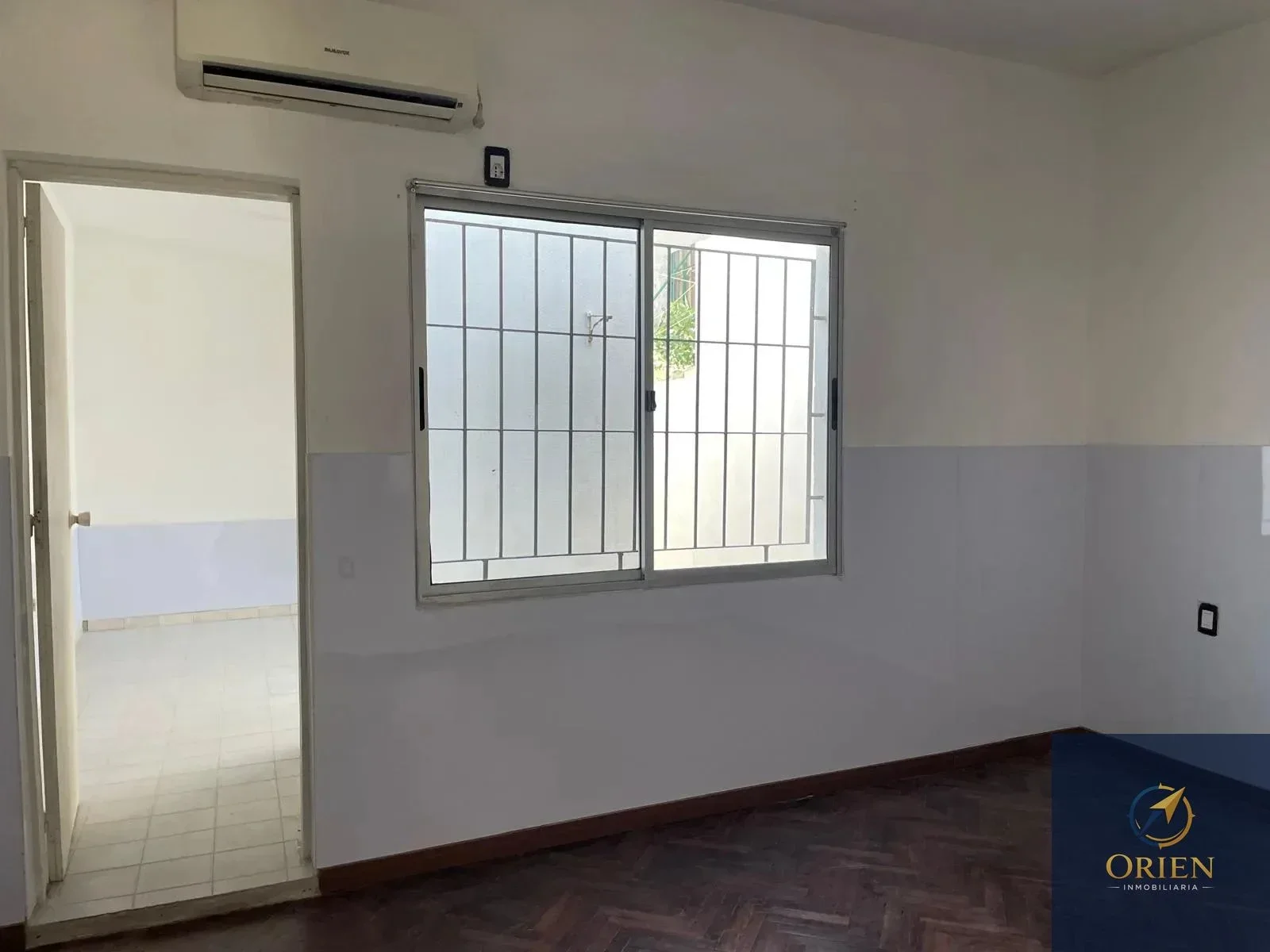 Casa 2 dormitorios en alquiler c/ cochera en Brazo Oriental - Imagen 4