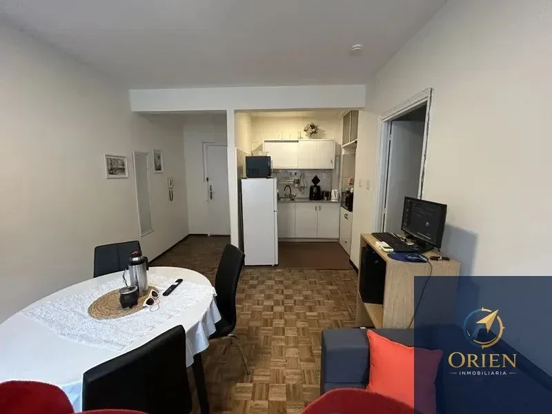 Se Alquila Apartamento de 1 Dormitorio c/ cochera en Ciudad Vieja - Imagen 1