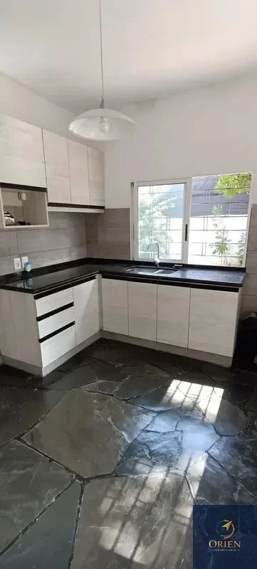 En Alquiler Casa de 2 Dormitorios c/ cochera en Carrasco - Imagen 3