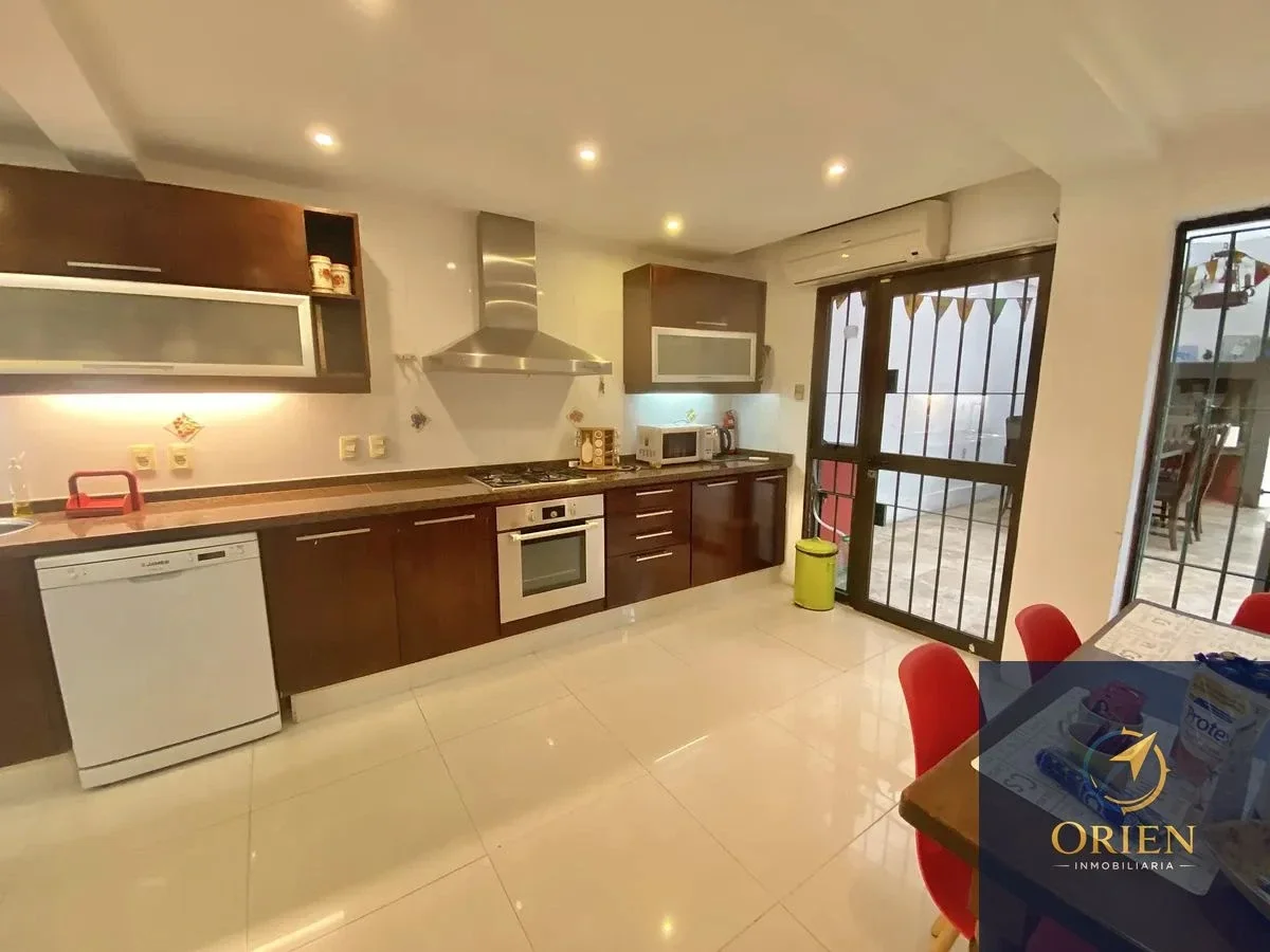 Apartamento 3 dormitorios en alquiler c/ cochera en Puerto Buceo - Imagen 2