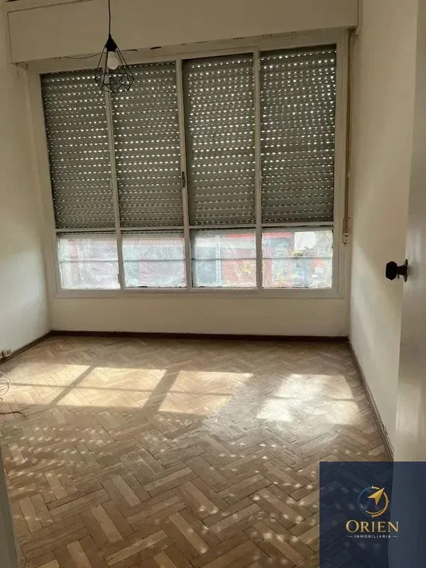 En Alquiler Apartamento de 2 Dormitorios en Tres Cruces - Imagen 2