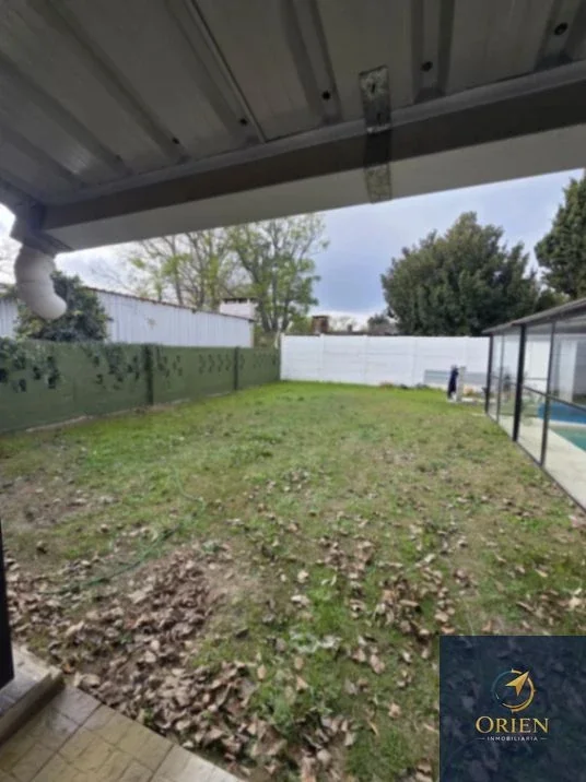 Casa en venta 3 dorm c/ patio, piscina y cochera en Las Toscas - Imagen 3