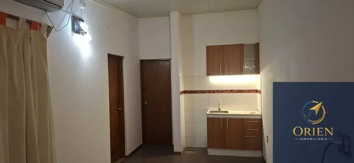 Casa 1 dormitorio en alquiler en El Pinar - Imagen 2