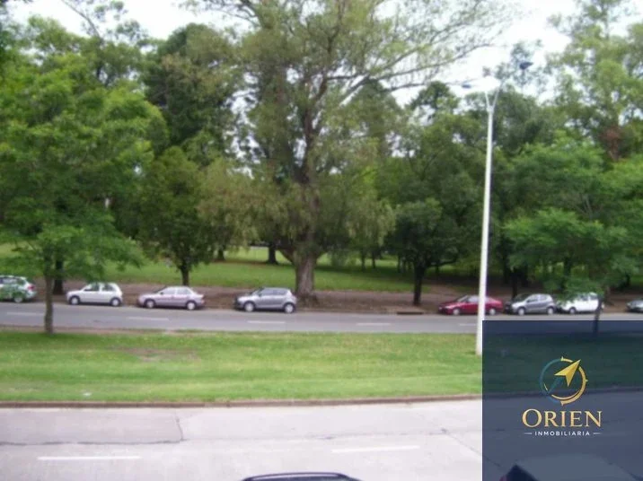 Apartamento 2 dormitorios en alquiler c/ cochera en Parque Batlle - Imagen 2