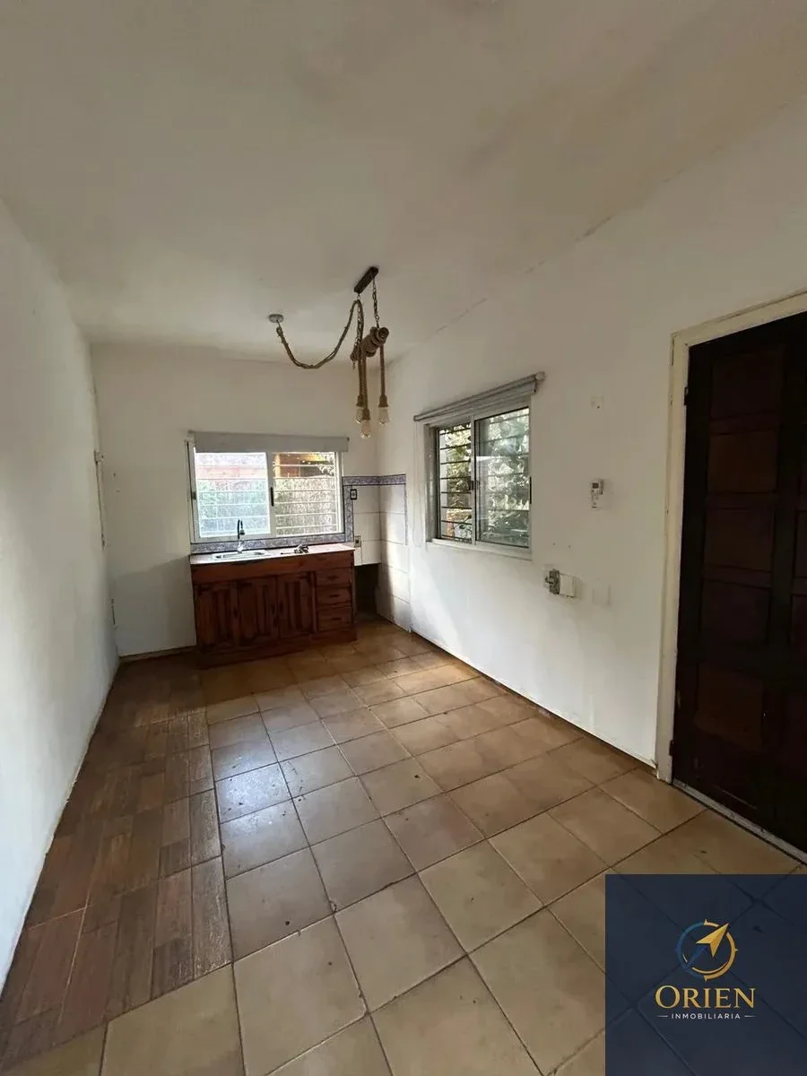 Casa  2 dormitorios en alquiler c/ cochera y piscina en Atlántida - Imagen 4