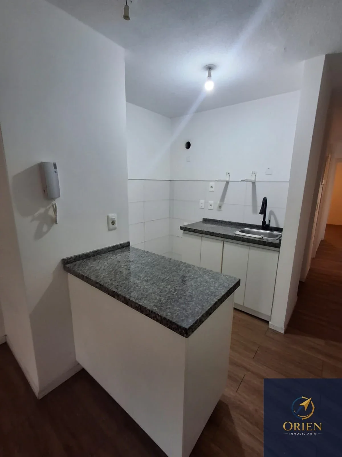 Apartamento en alquiler en Tres Cruces - Imagen 4