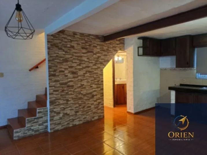 Casa 2 dormitorios en alquiler c/ cochera en  Solymar - Imagen 2