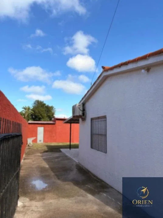 Casa 3 Dormitorios Reciclada en alquiler c/ cochera en Ciudad de la costa - Imagen 5