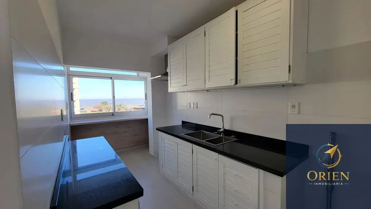 Apartamento 2 dormitorios en alquiler c/ opcion a cochera en Malvin - Imagen 1