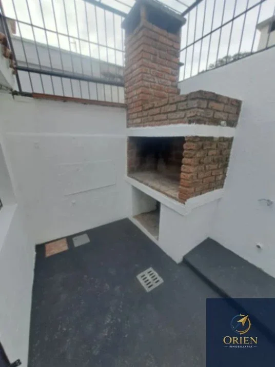 Casa 2 dormitorios en alquiler en La Blanqueada - Imagen 2