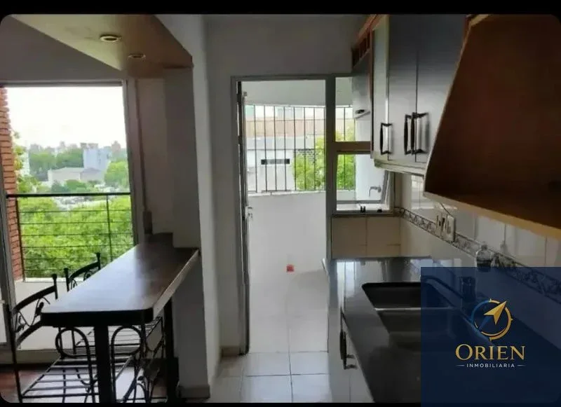 Se Alquila Apartamento de 2 Dormitorios c/ cochera en Pocitos - Imagen 1