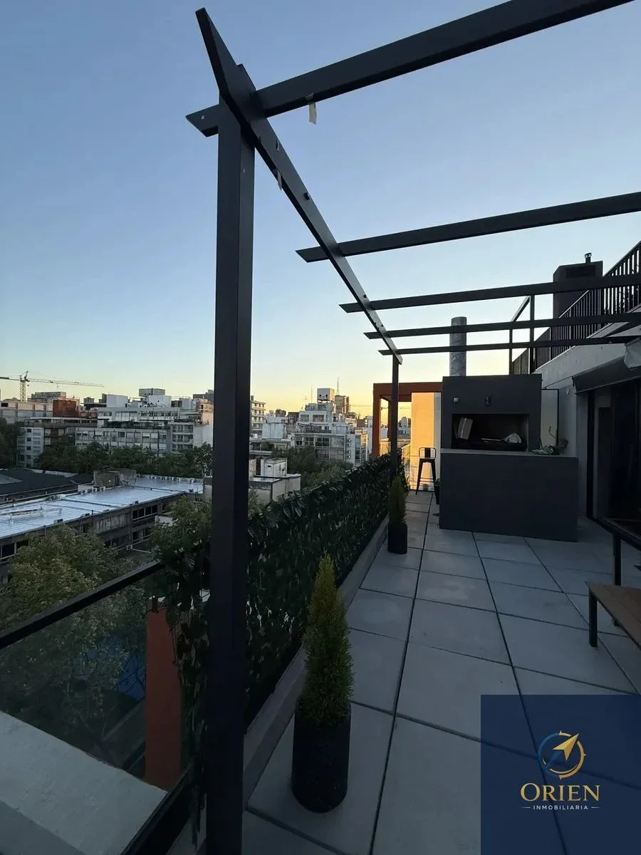 Penthouse 1 dormitorio en alquiler c/ cochera en Barrio Sur - Imagen 2