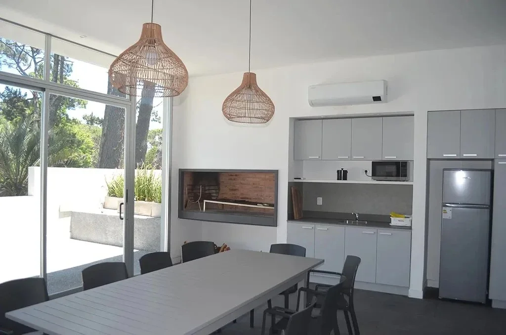Apartamento en venta c/ cochera en Cantegril - Imagen 5