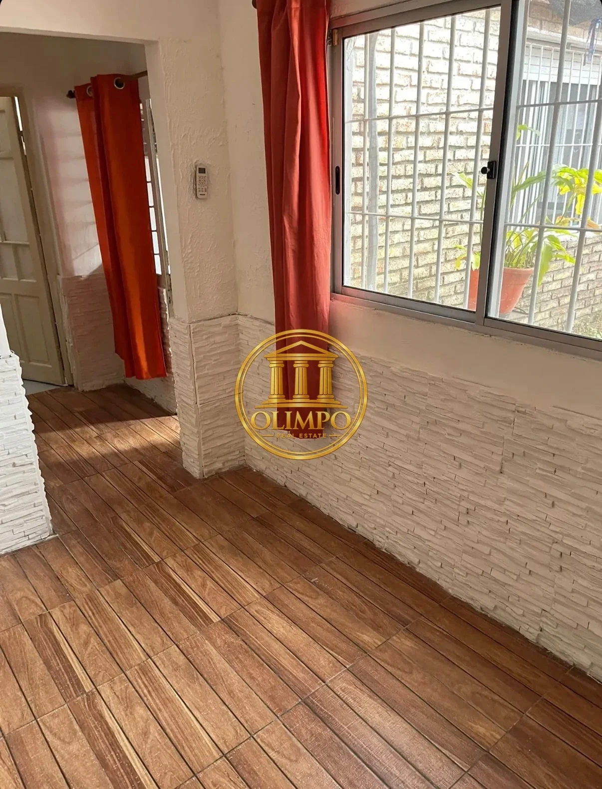 Casa en alquiler dos dormitorios en Atahualpa - Imagen 2