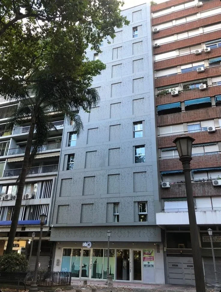 Apartamento en alquiler en Centro - Imagen 2