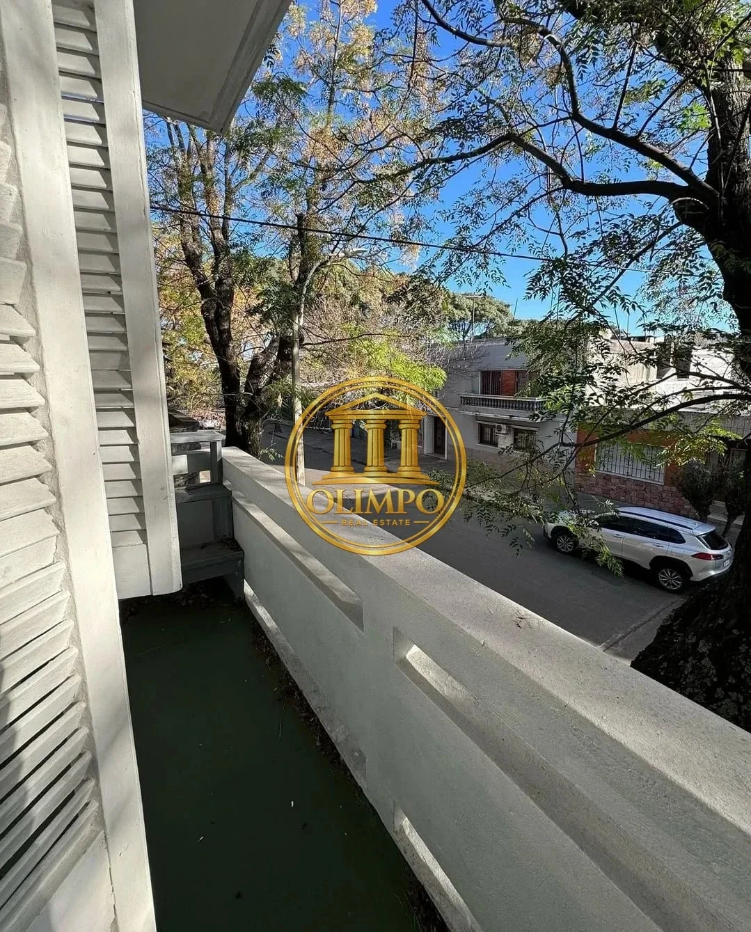 Apartamento en alquiler dos dormitorios en La Comercial - Imagen 2