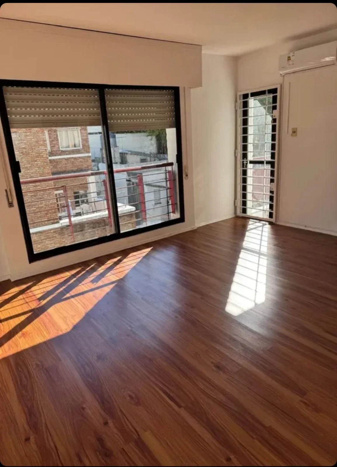 Apartamento en venta dos dormtiorios en Cordón - Imagen 3