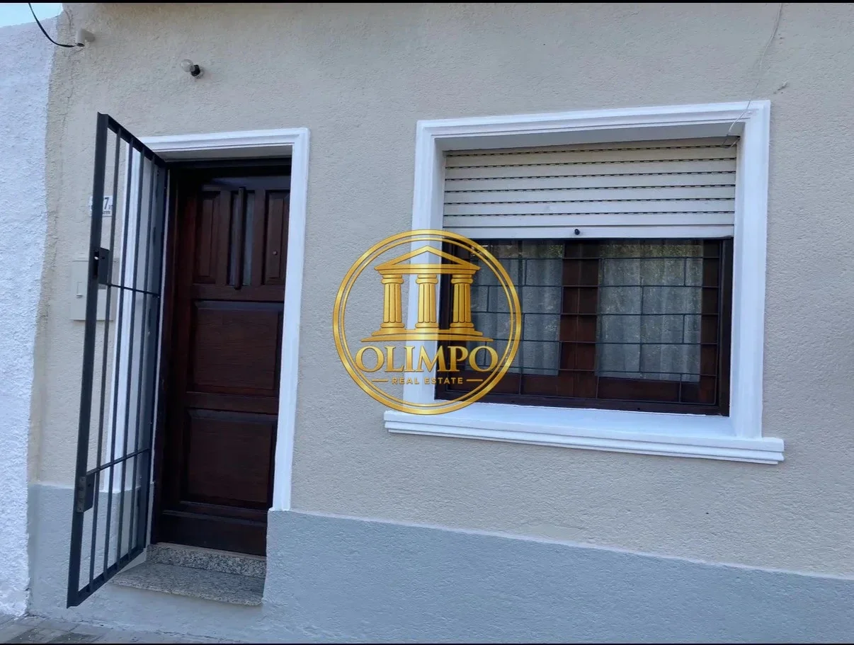 Casa en venta dos dormitorios en Pérez Castellanos - Imagen 4