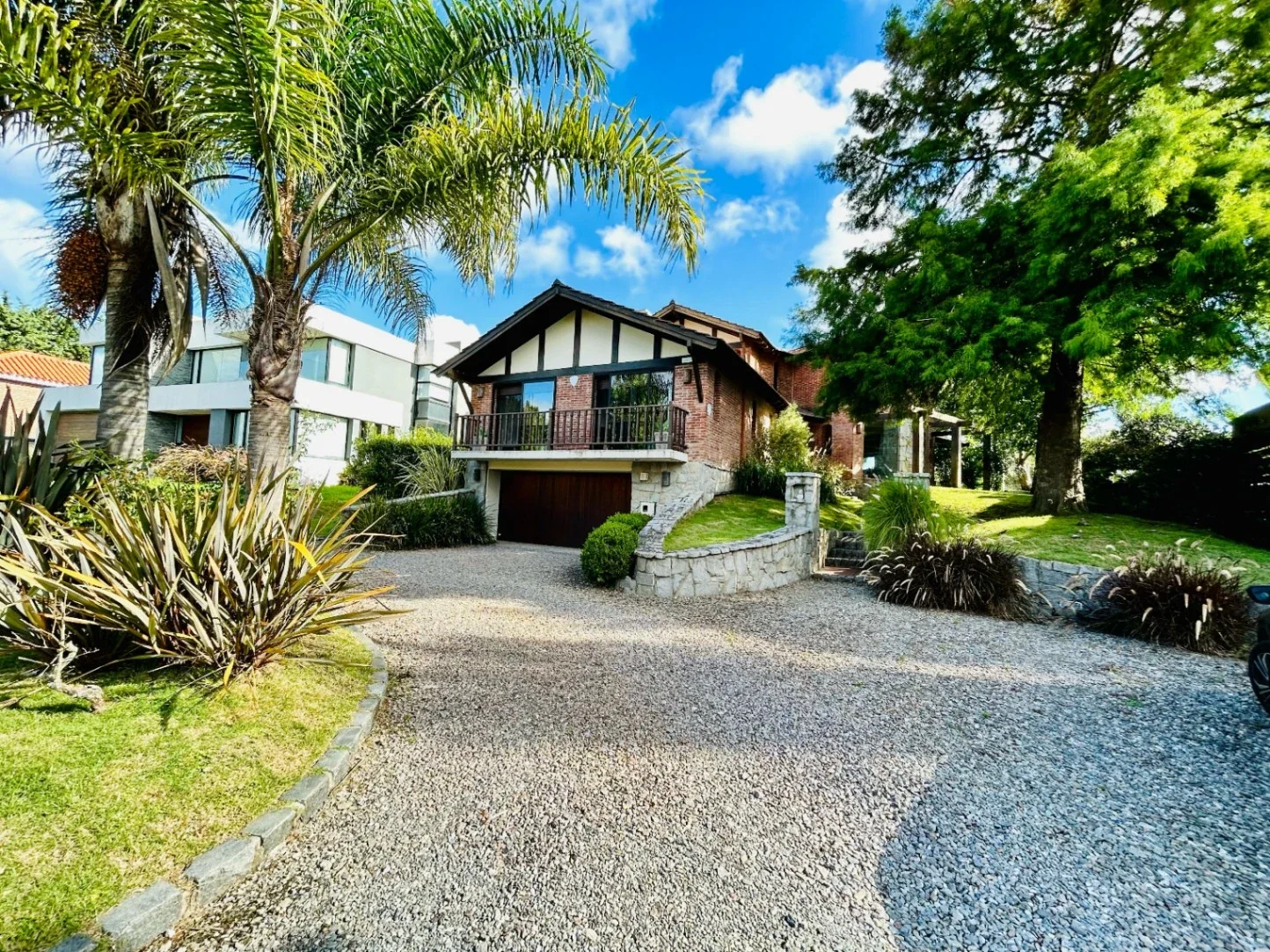 Casa en venta c/ cochera en Lomas de la Tahona - Imagen 4