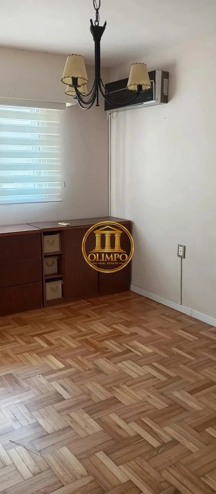 Apartamento dos dormitorios en alquiler c/ cochera en Centro - Imagen 3