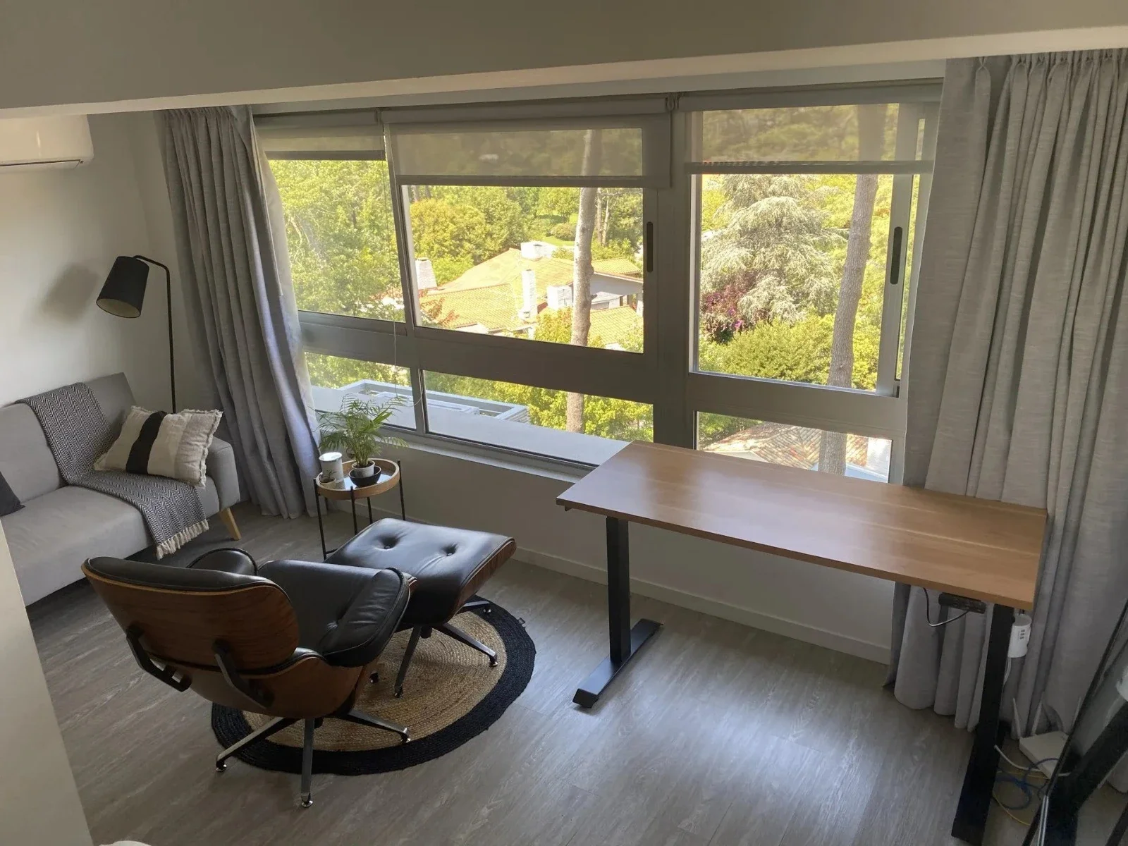 Apartamento en venta c/ cochera en Cantegril - Imagen 2
