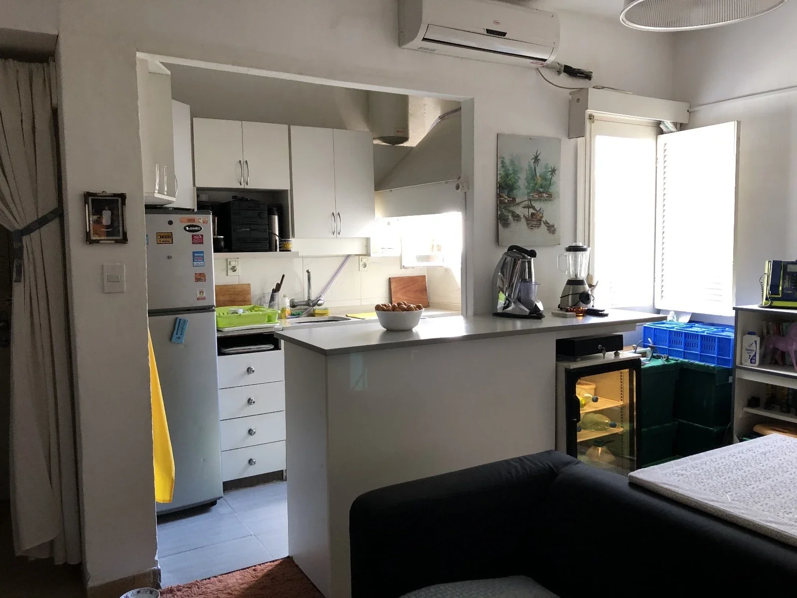 Apartamento dos dormitorios en alquiler en La Comercial - Imagen 5