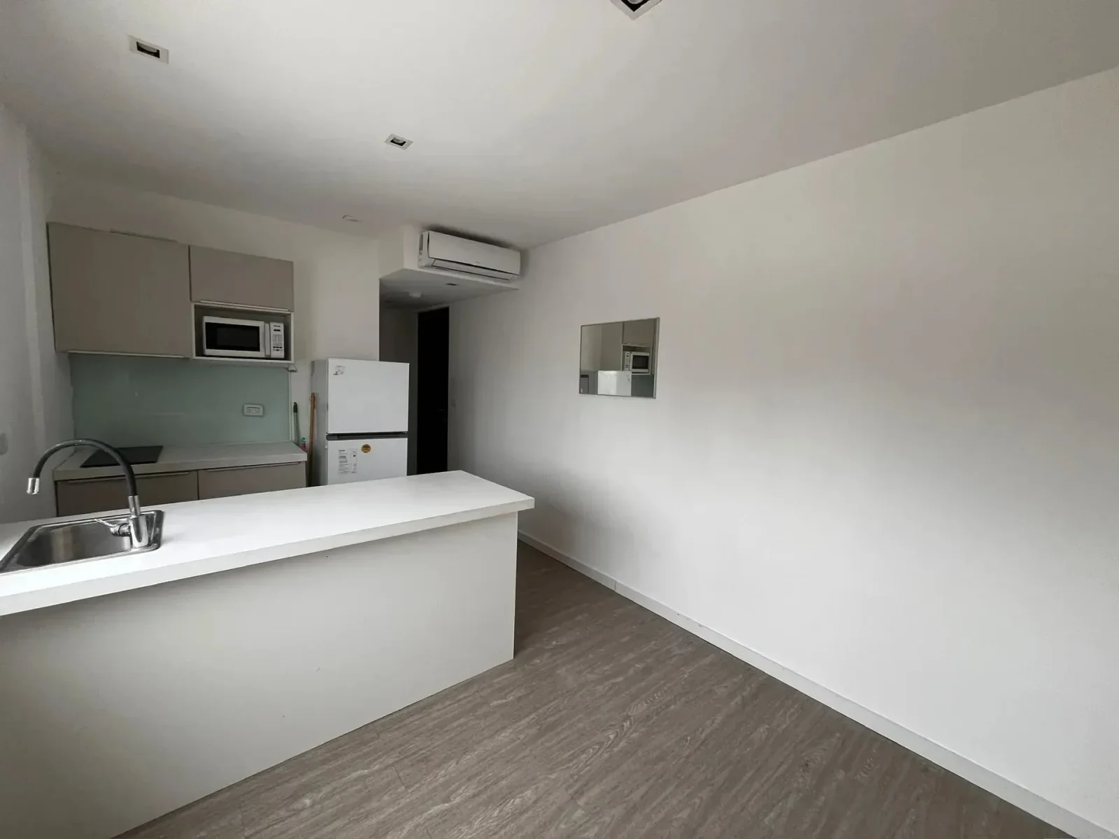 Apartamento en alquiler en Barrio Sur - Imagen 2