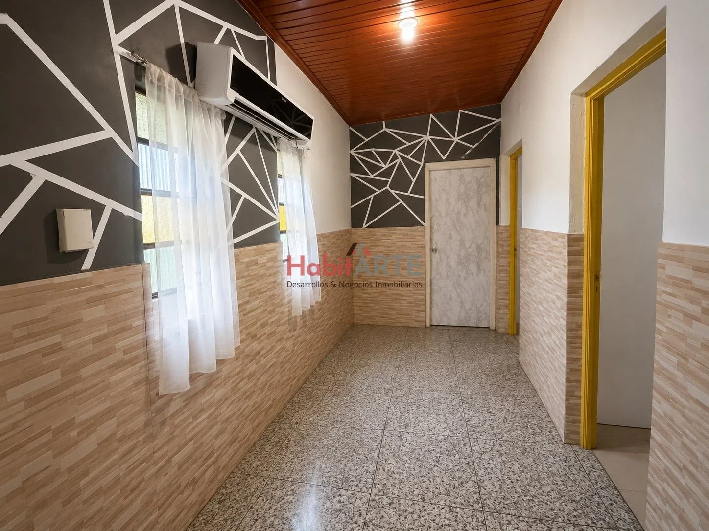 Casa en alquiler c/ cochera en Nuevo París - Imagen 3