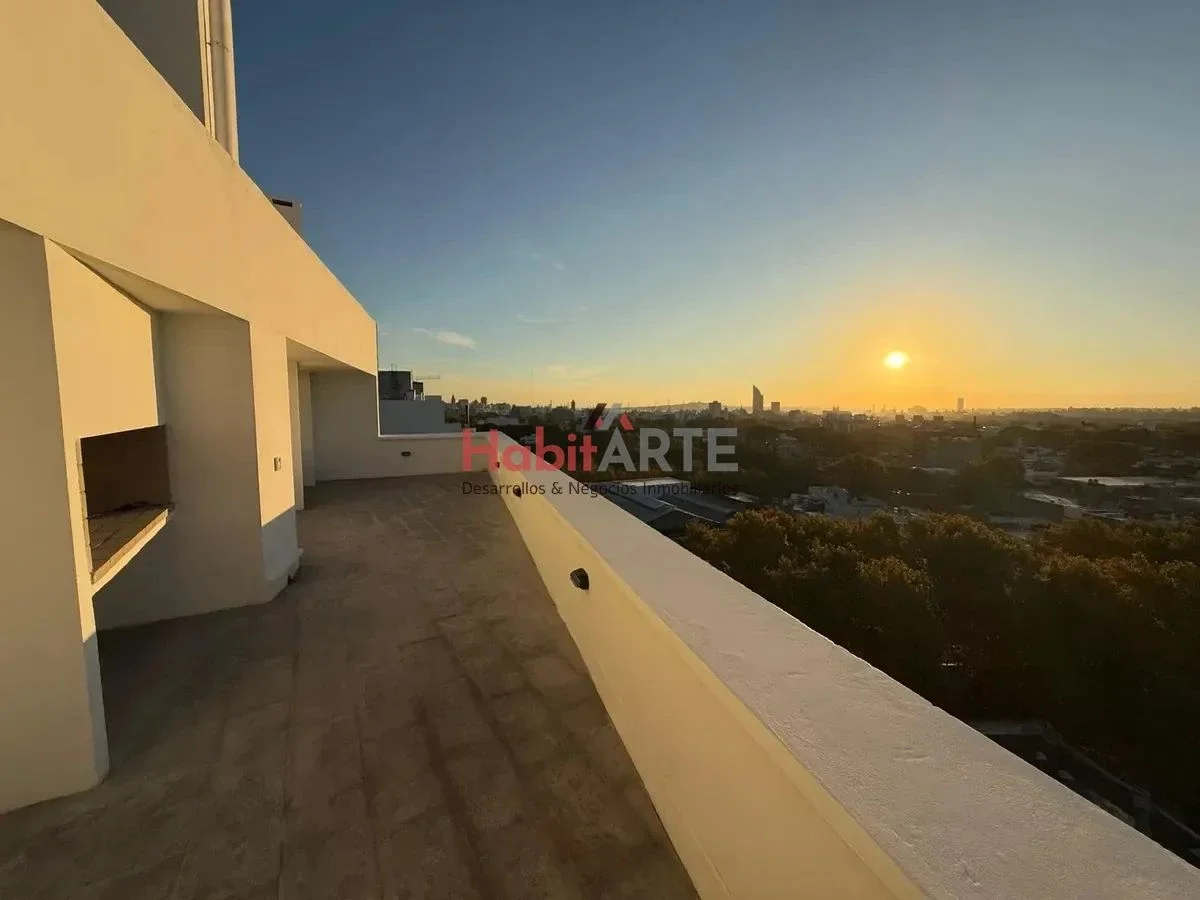 Apartamento en alquiler a estrenar en Tres cruces - Imagen 1