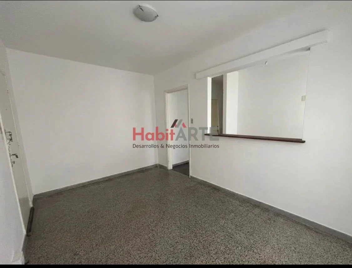 Apartamento en alquiler en Ciudad Vieja - Imagen 1