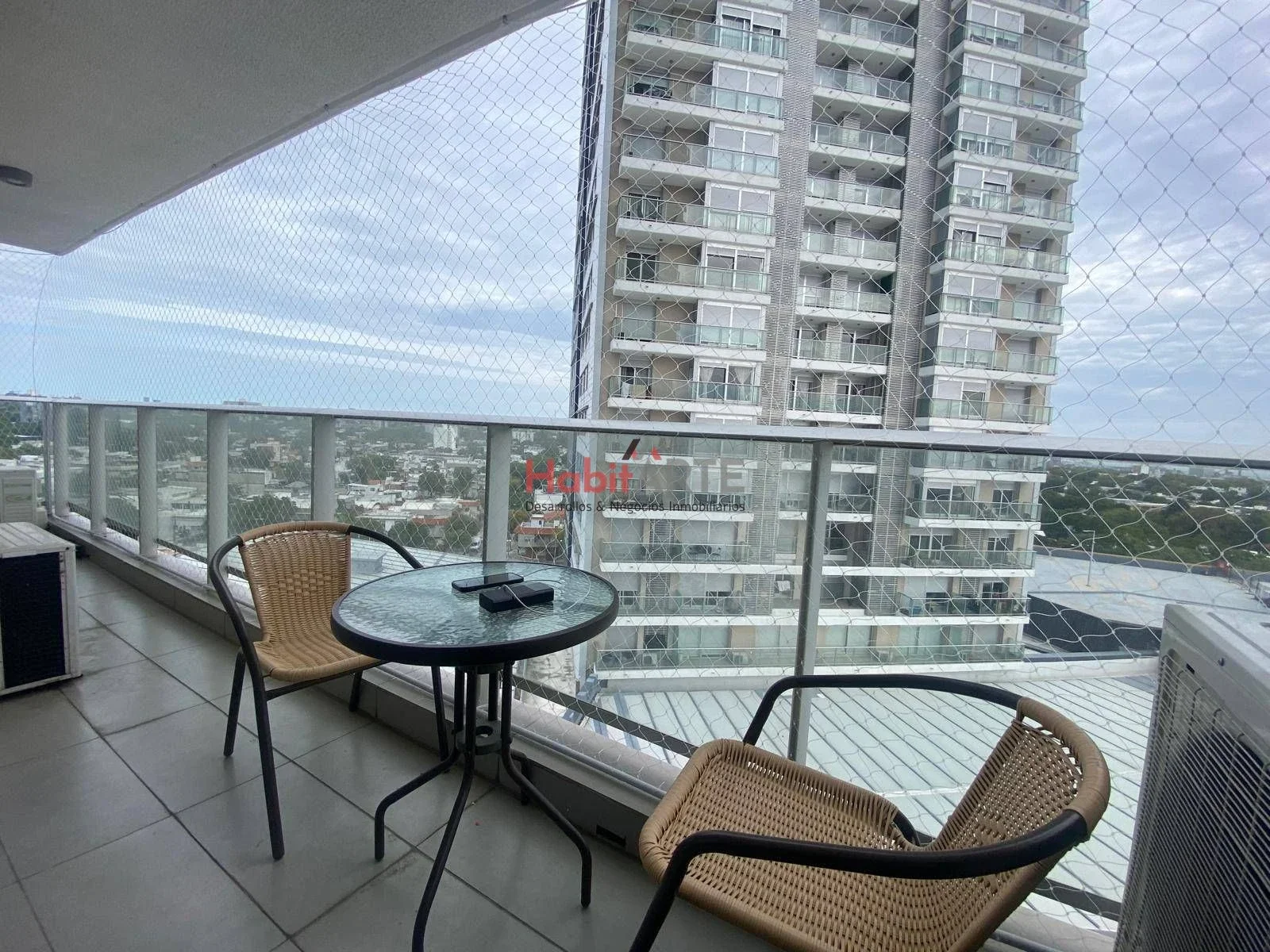 Apartamento en venta c/ cochera en Brazo Oriental - Imagen 4