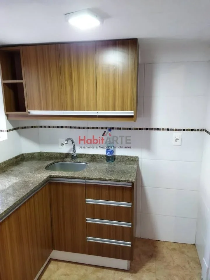 Apartamento en alquiler en Centro - Imagen 3