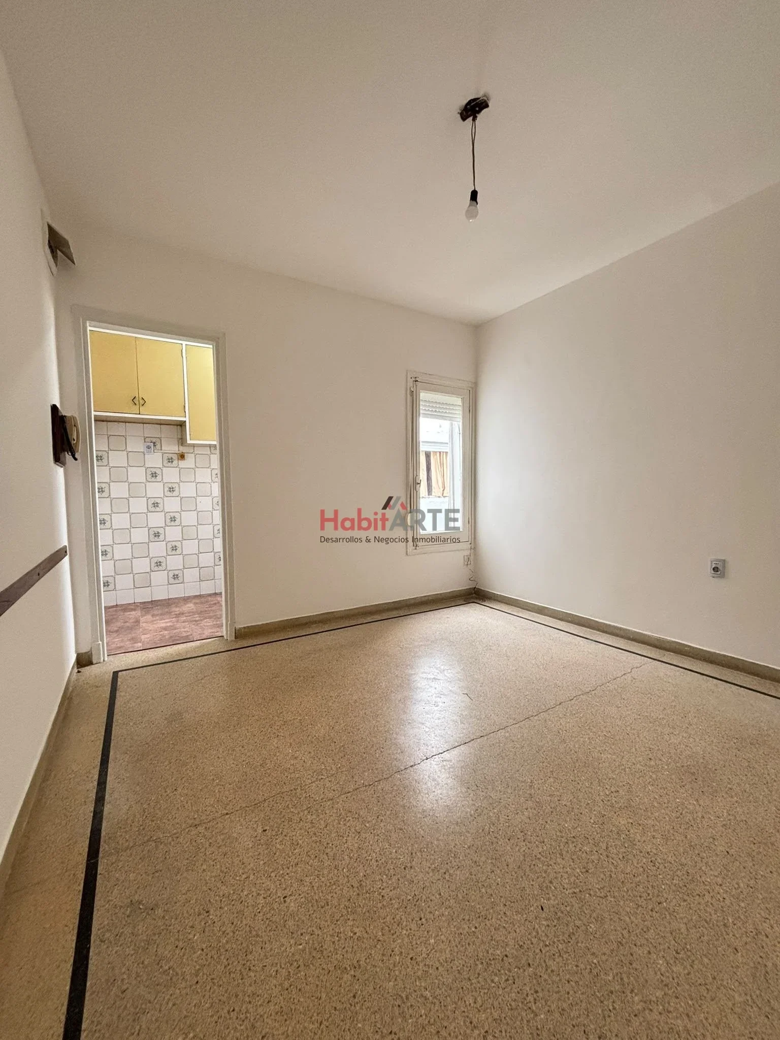 Apartamento en alquiler en La Comercial - Imagen 4