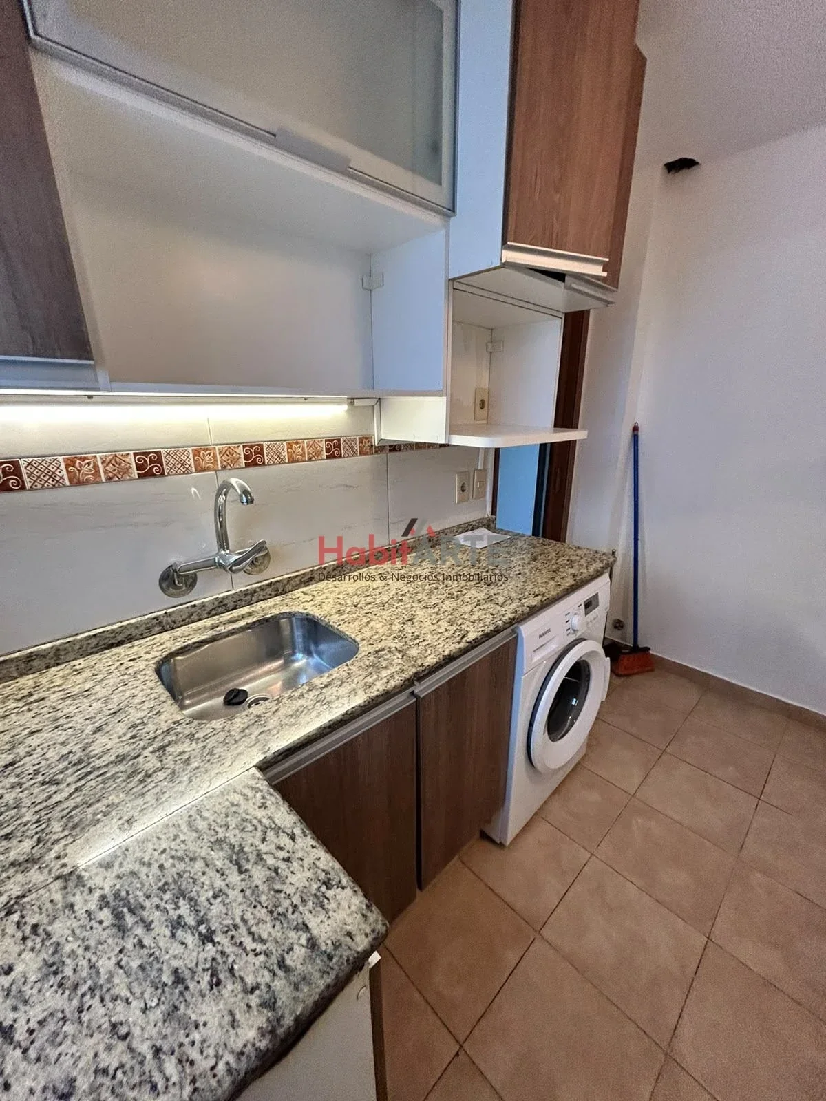 Apartamento en alquiler dos dormitorios en La Union - Imagen 2