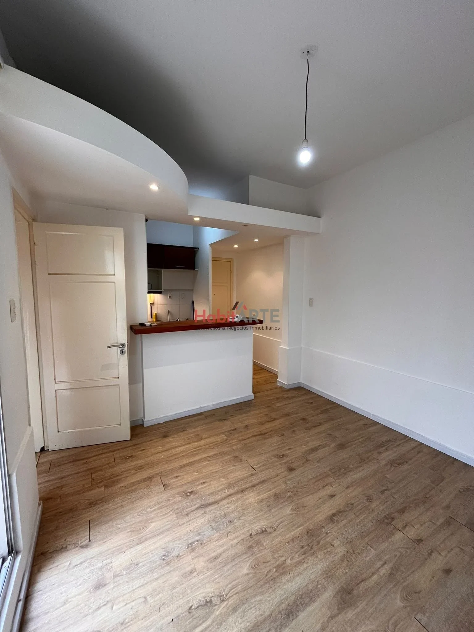 Apartamento en alquiler 2 dormitorios, Patio interno en Pocitos Nuevo - Imagen 2