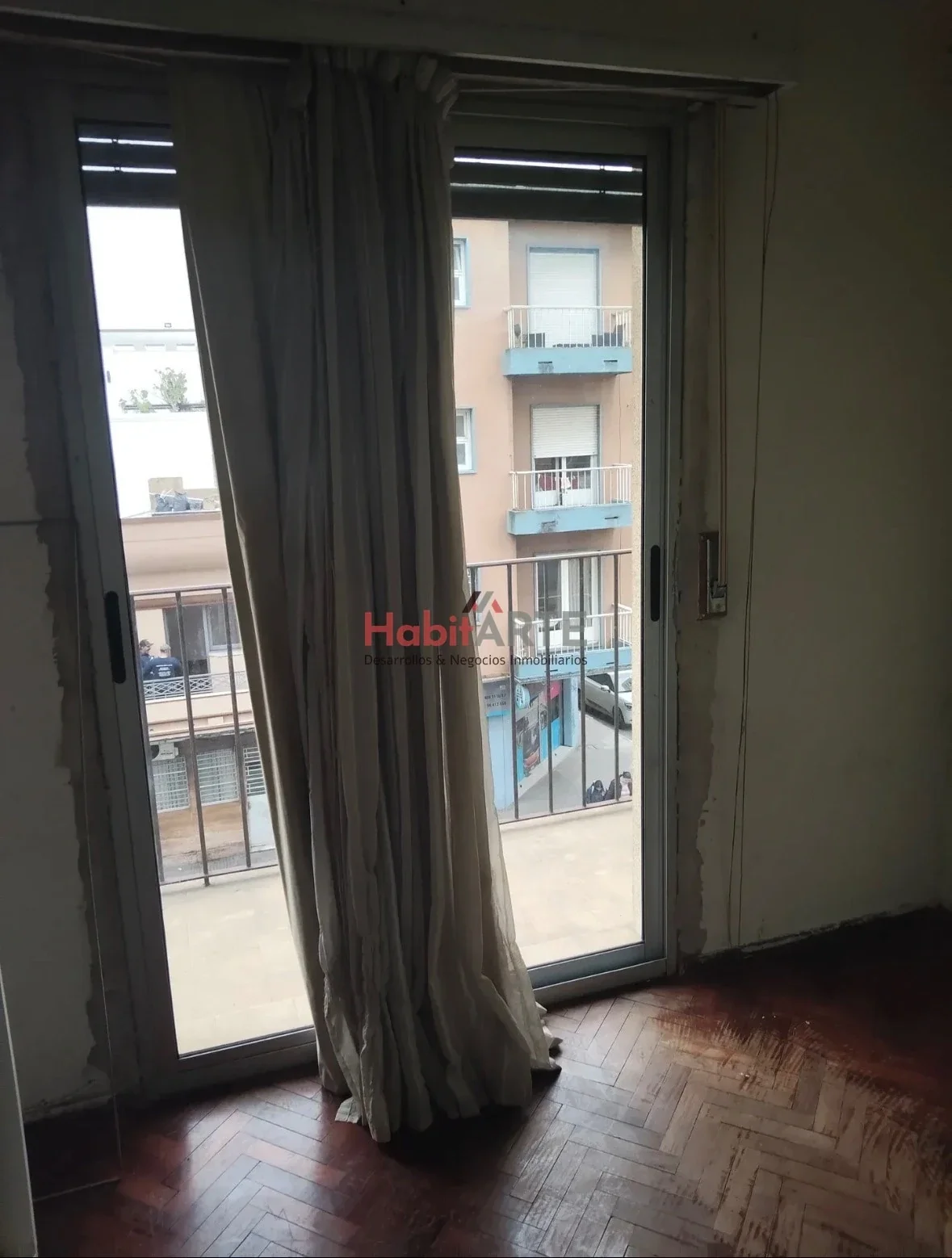 Apartamento en alquiler en Centro - Imagen 2