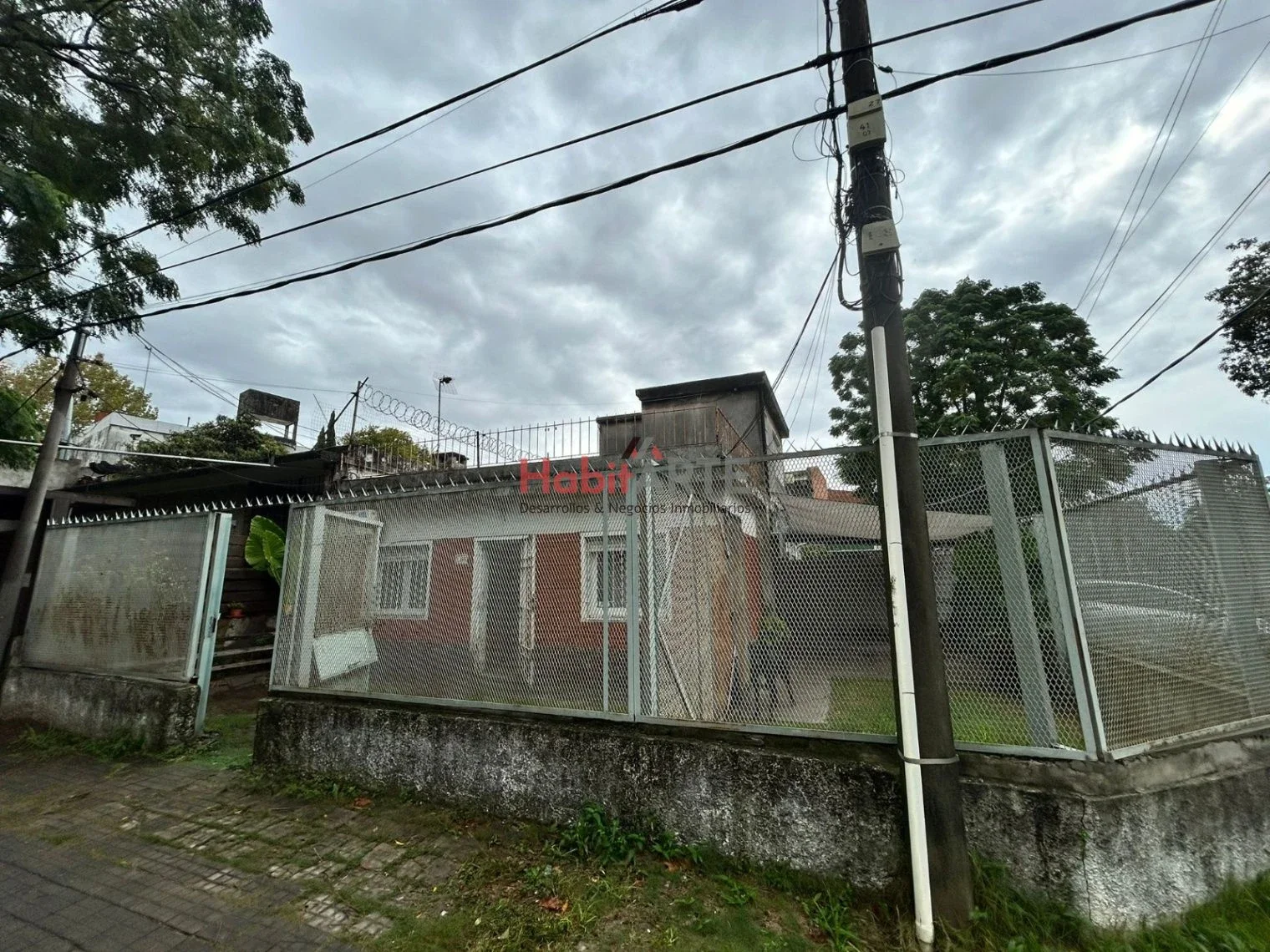 Casa en venta c/ cochera en Atahualpa - Imagen 2