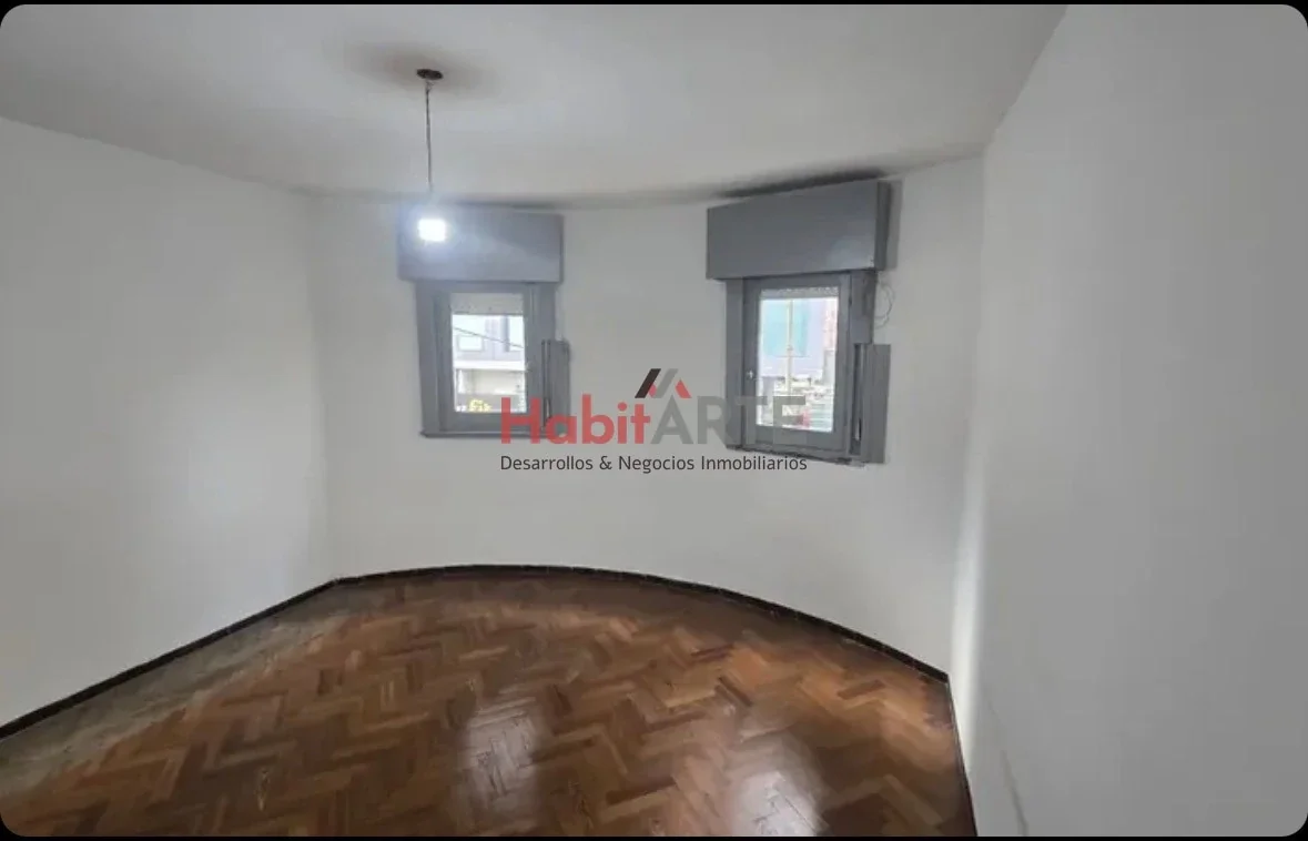 Apartamento en alquiler en Centro - Imagen 2