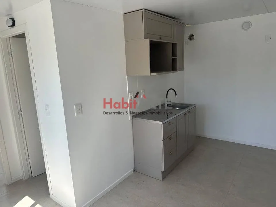 Apartamento en alquiler de 1dormitorio, patio con parrillero a estrenar en Goes. - Imagen 3