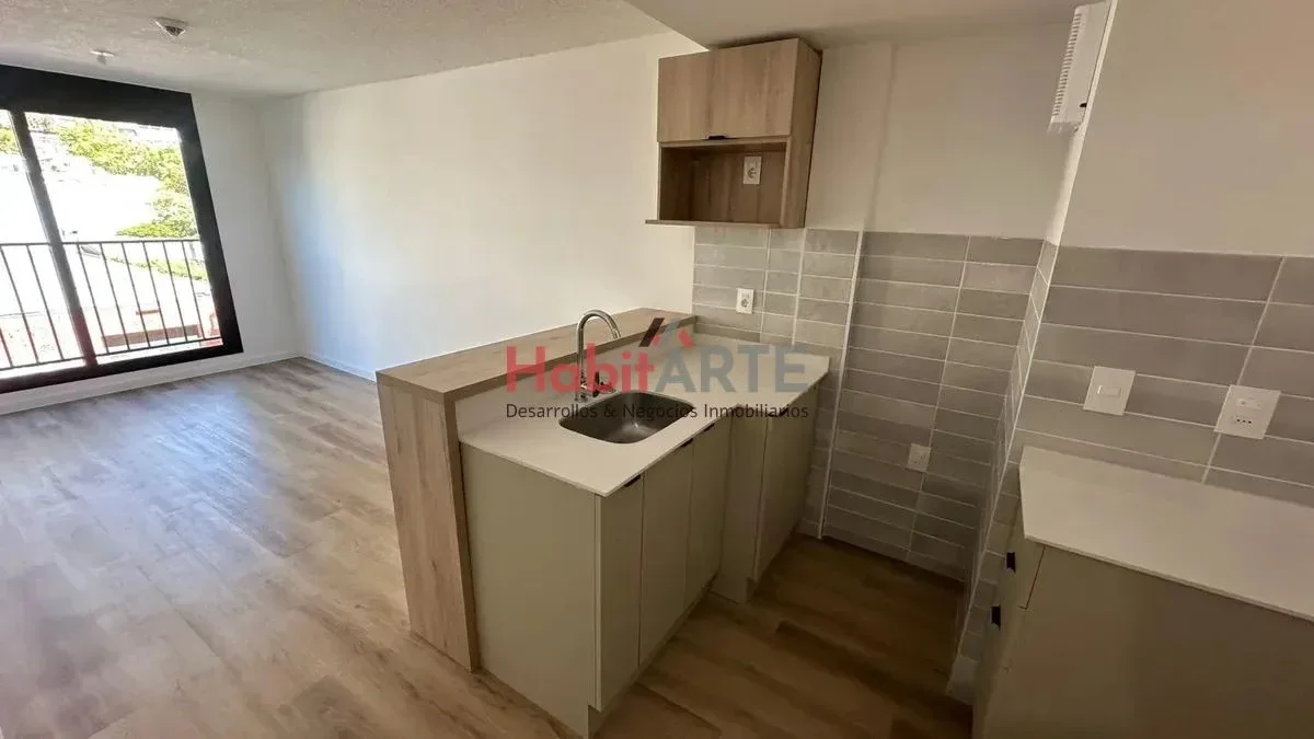 Apartamento en alquiler en La Blanqueada - Imagen 1