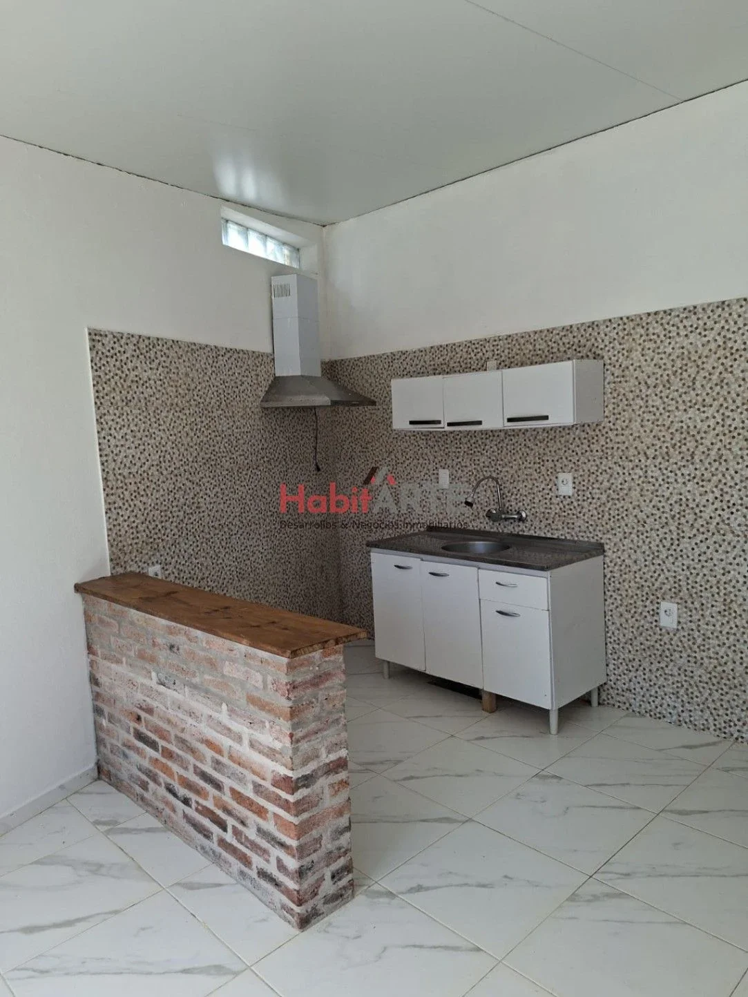 Casa en alquiler c/ cochera en Salinas - Imagen 2