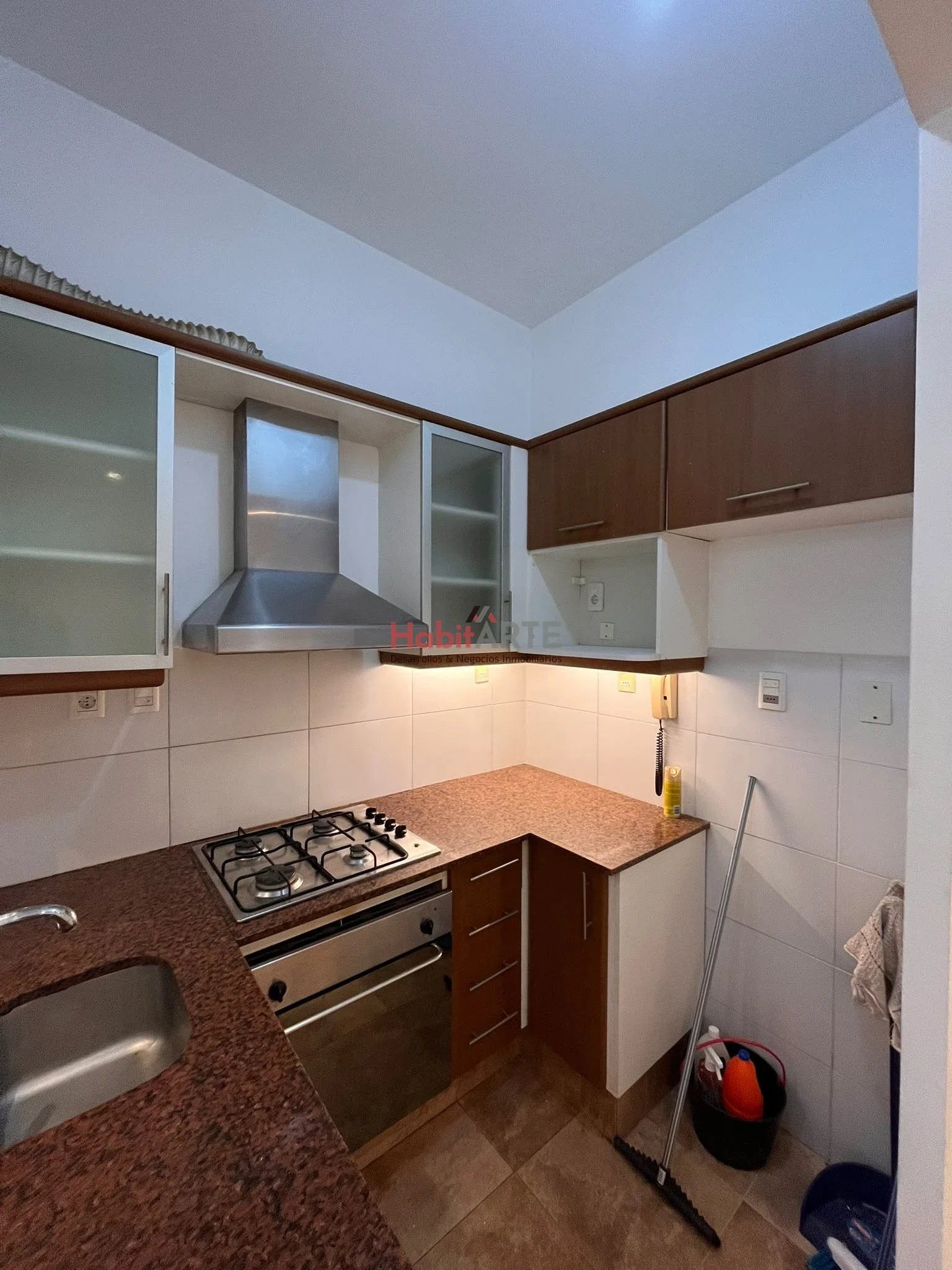 Apartamento en alquiler 2 dormitorios, Patio interno en Pocitos Nuevo - Imagen 4