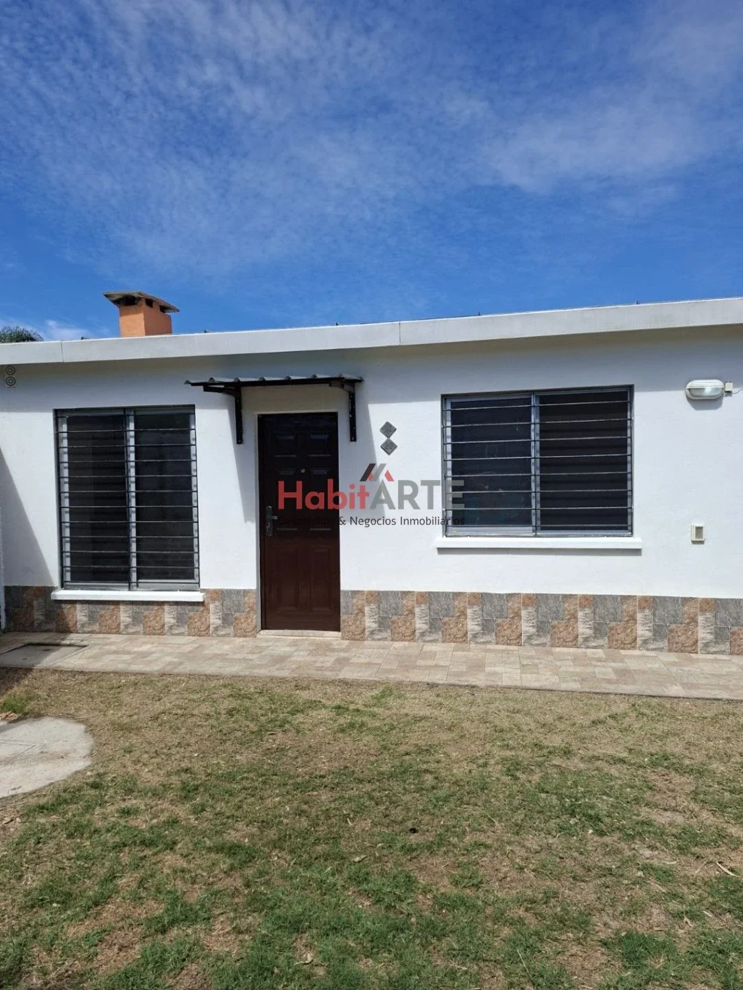 Casa en alquiler c/ cochera en Salinas - Imagen 3