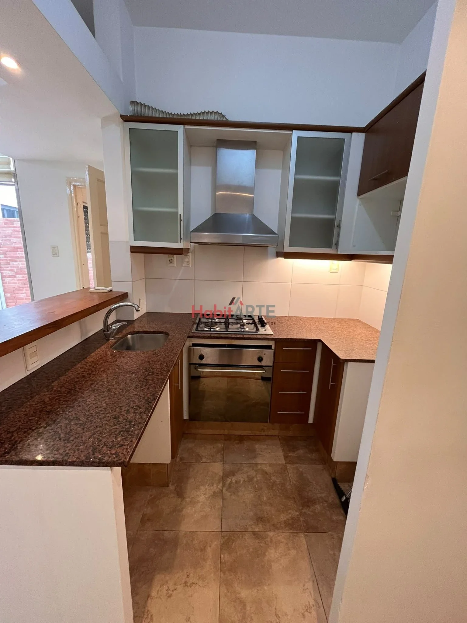 Apartamento en alquiler 2 dormitorios, Patio interno en Pocitos Nuevo - Imagen 3