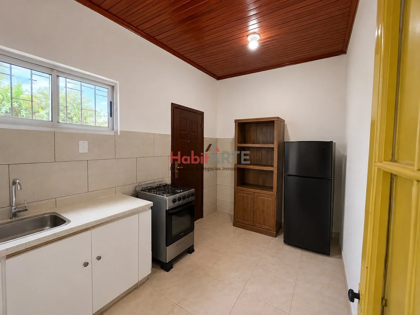 Casa en alquiler c/ cochera en Nuevo París - Imagen 4