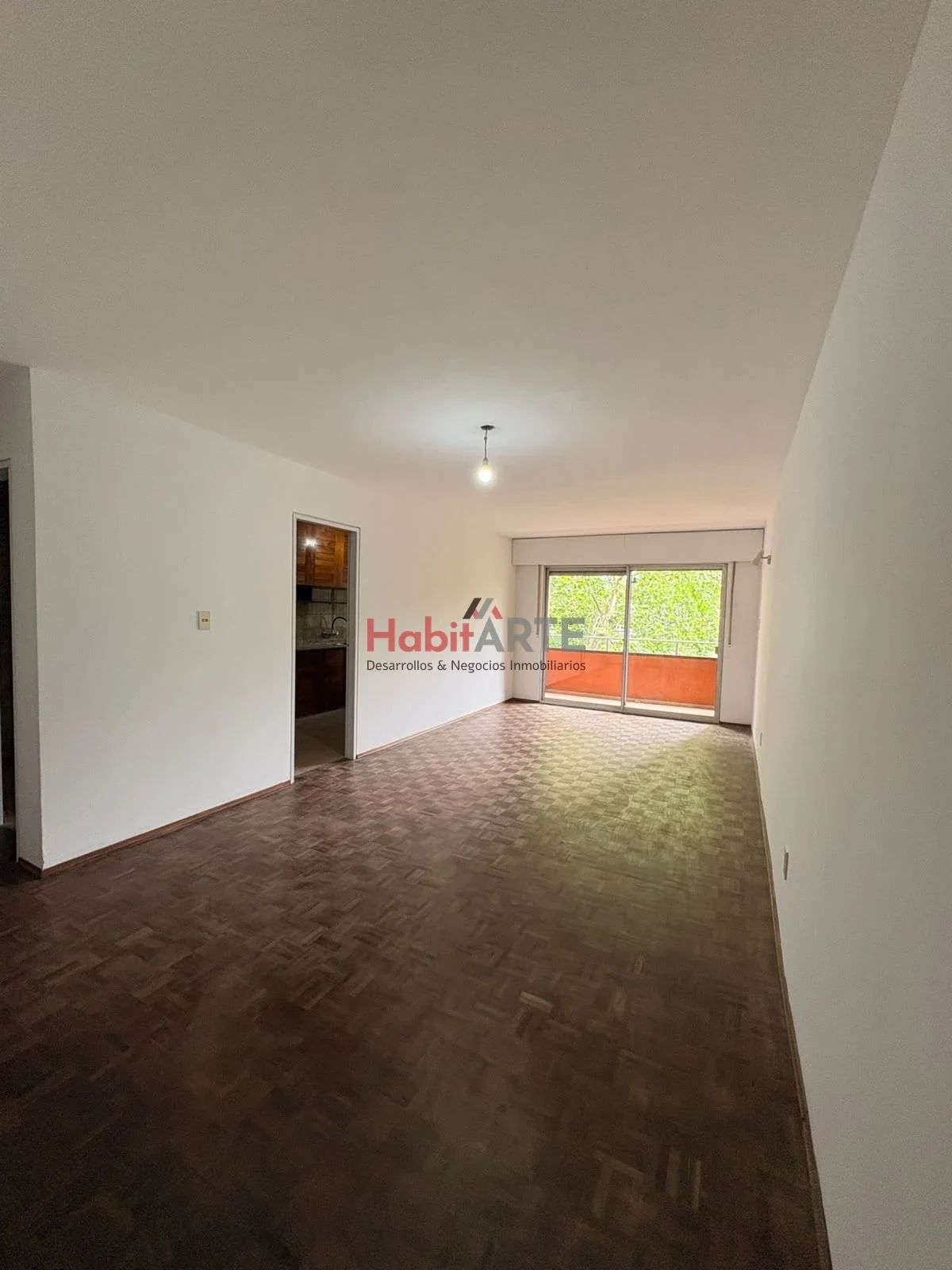 Apartamento en alquiler en Cordón 3 dorm. y 2 baños - Imagen 1