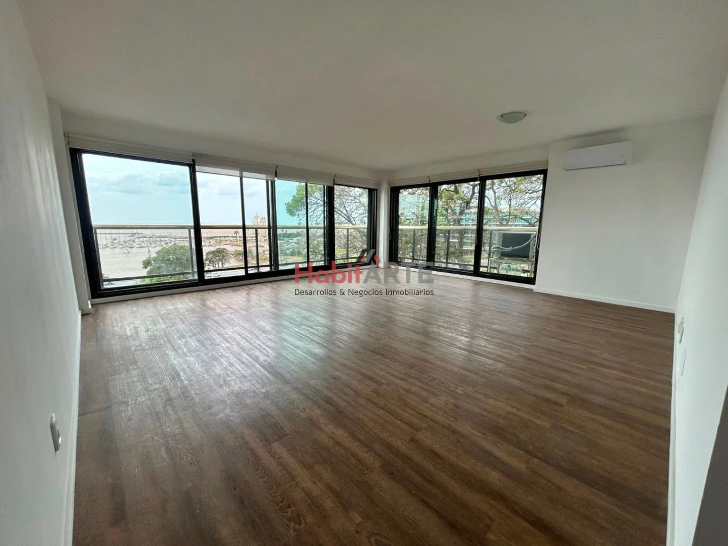 Apartamento en alquiler c/ cochera en Pocitos Nuevo - Imagen 2